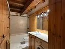 Increïble pis de 107m² en planta baixa amb jardí privat de 77m² i vistes espectaculars, en una de les millors urbanitzacions privades d’Andorra: la Pleta d’Ordino. 19