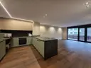 Renovated and Bright Apartment for Sale: Ideal for Families 14