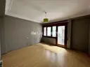 Appartement de quatre chambres partiellement rénové au cœur d'Andorre-la-Veille 12