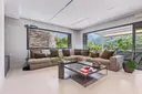ESPECTACULAR CHALET EN VENTA EN ZONA RESIDENCIAL. CON SOL, VISTAS Y TODAS LAS COMODIDADES 2