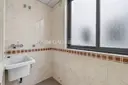 Centrally located flat in Andorra la Vella 8