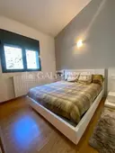 Charming top-floor apartment with open mountain views 19