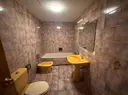 Se vende piso de 4 habitaciones en el centro de Sant Julià. 4