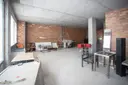 Local comercial per comprar situat en planta baixa 5