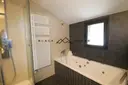 Casa adossada a la venda en un entorn idilic 10