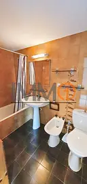 En lloguer pis d'uns 80 m2 que consta de 3 habit 11