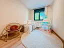 Exclusiva planta baixa amb jardí privat de 120 m² a la Cortinada 16
