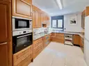 Exclusiva planta baixa amb jardí privat de 120 m² a la Cortinada 22