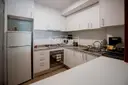 PIS EN VENDA AMB RENDIBILITAT IMMEDIATA · 2 HABITACIONS I VISTES ... 10