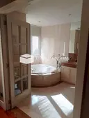 Exclusivo piso de lujo en Andorra la Vella, en la zona más codiciada y tranquila, a un paso de la Embajada Francesa y el Park Hotel. 9