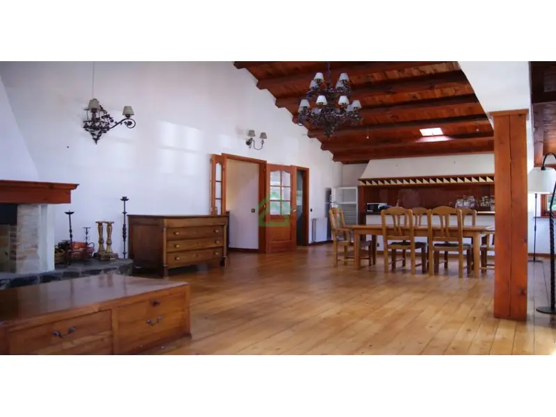 Ático de alquiler en Arinsal, 3 habitaciones — foto 1 de 14