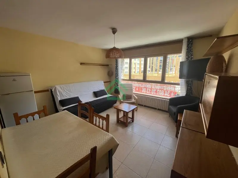 Piso en venta en El Pas de la Casa, 2 habitaciones — foto 1 de 10