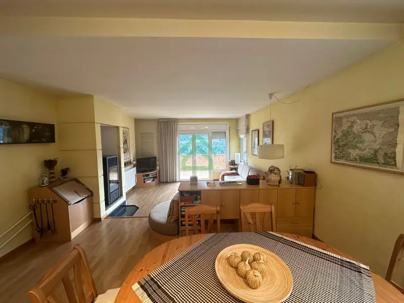 Piso en venta en Escaldes Engordany, 3 habitaciones, 145 metros — foto 1 de 19