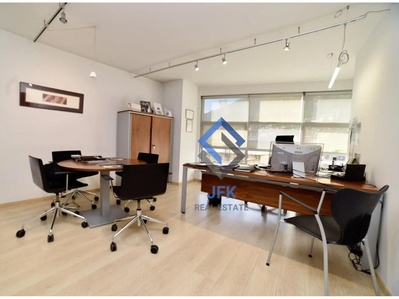 Office for rent in the Centre — foto 1 de 15