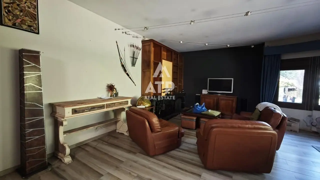 Casa adosada en venta en Ordino, 5 habitaciones, 210 metros — foto 1 de 50