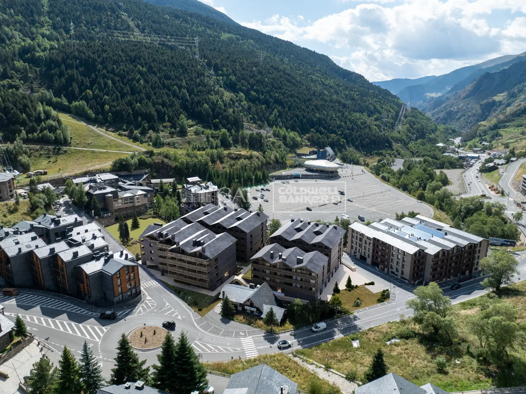 OBRA NUEVA DE LUJO A PIE DE PISTAS DE GRANDVALIRA — foto 1 de 14
