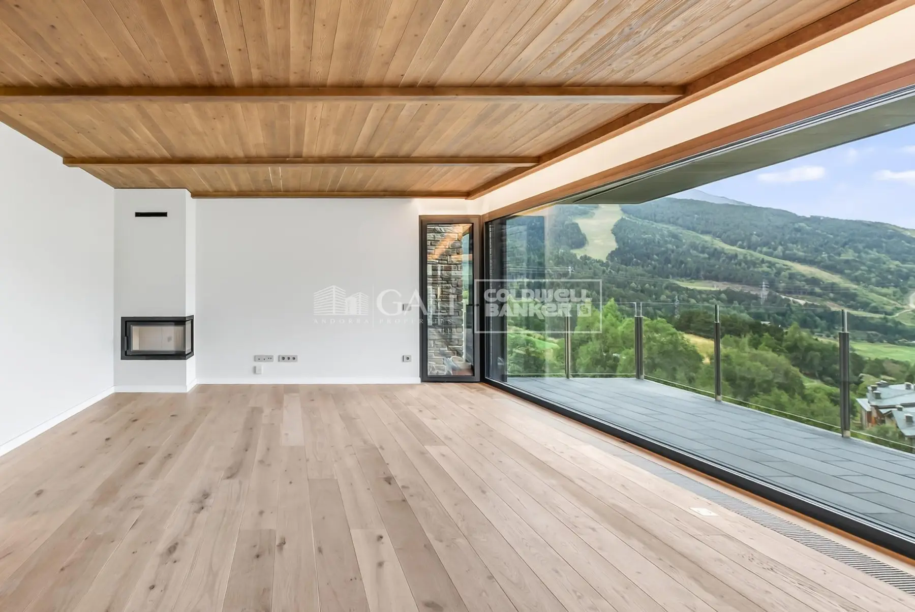 Espectacular apartamento nuevo a estrenar, con vistas y box — foto 1 de 42