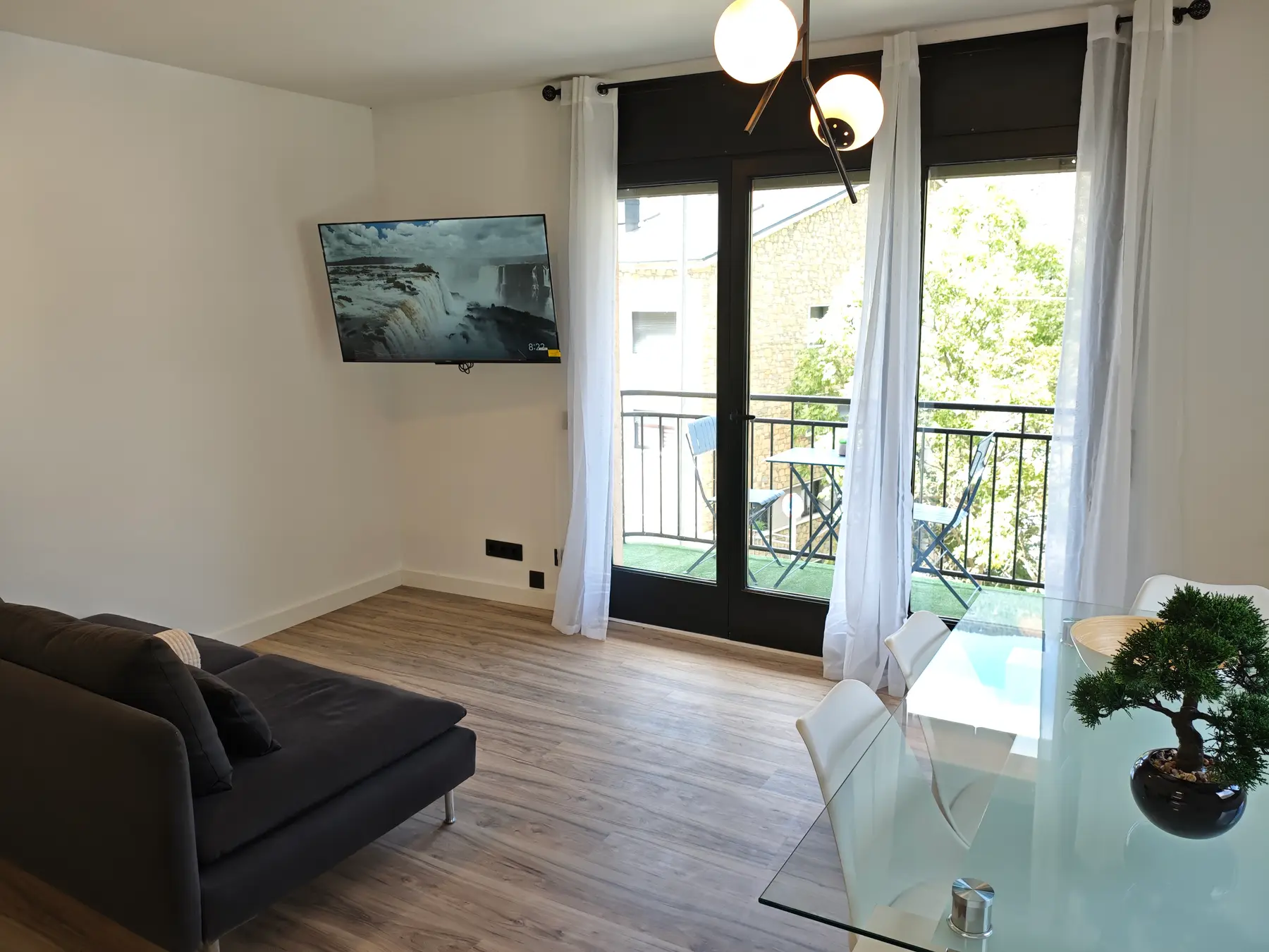 Piso en venta en Encamp, 3 habitaciones, 108 metros — foto 1 de 19