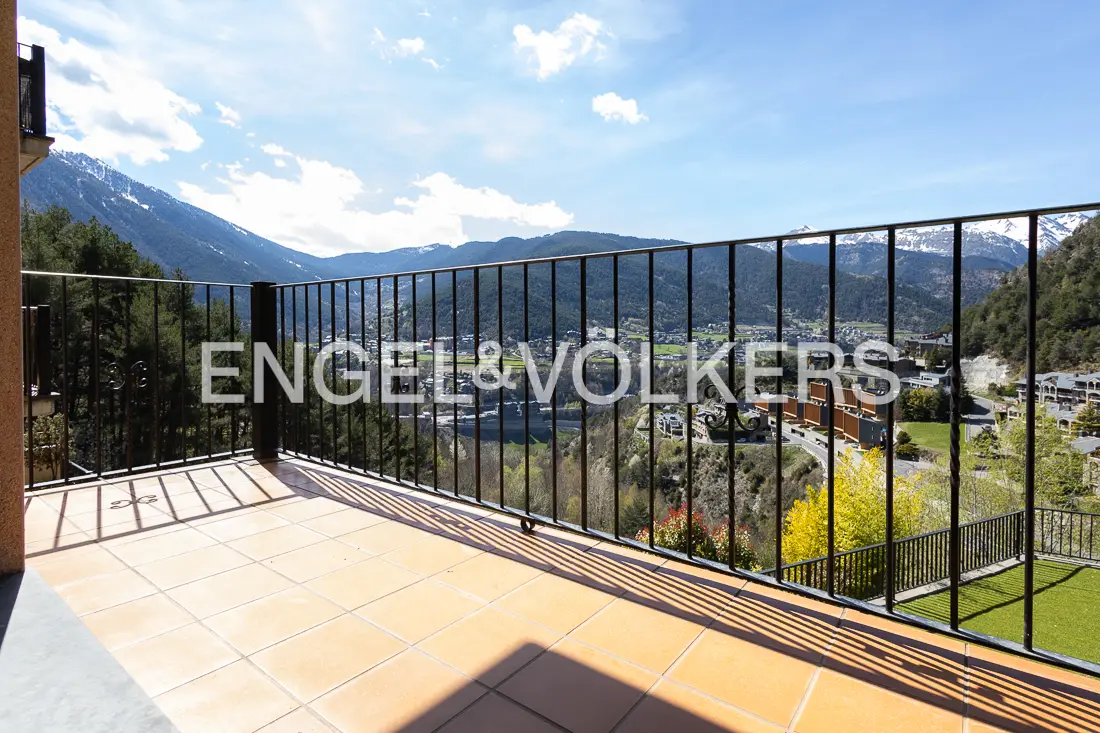 Dúplex en venta en Anyós, 3 habitaciones — foto 1 de 25