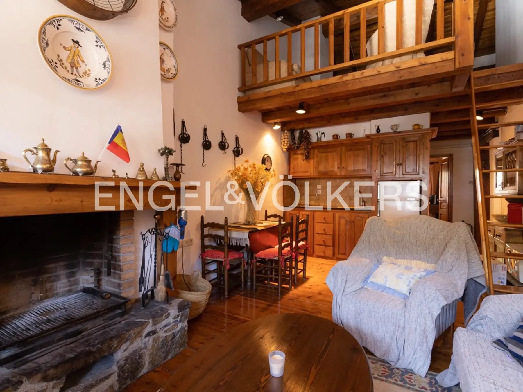 Piso en venta en Canillo, 3 habitaciones, 84 metros — foto 1 de 19