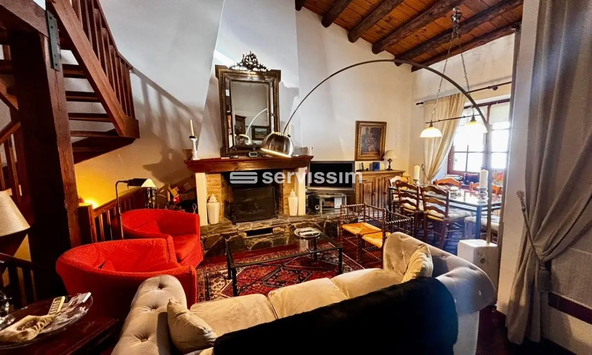 Casa adosada en venta en Arinsal, 3 habitaciones, 156 metros — foto 1 de 21