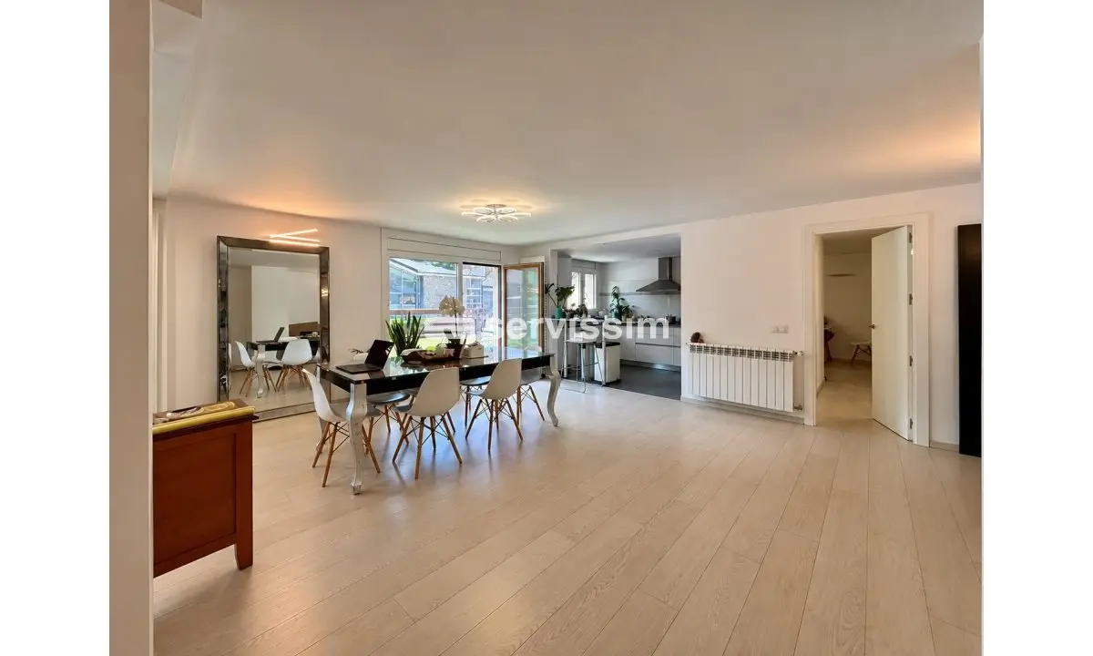 Ático de alquiler en La Massana, 4 habitaciones, 165 metros — foto 1 de 15