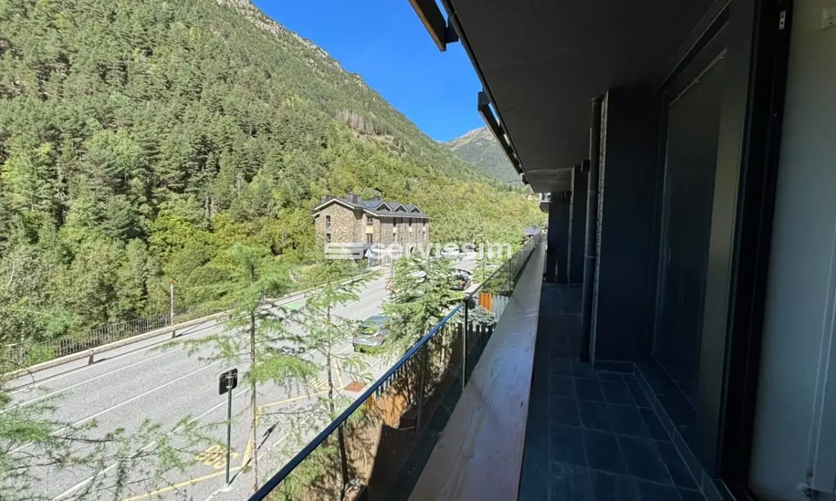 Piso de alquiler en Llorts, 2 habitaciones, 75 metros — foto 1 de 11