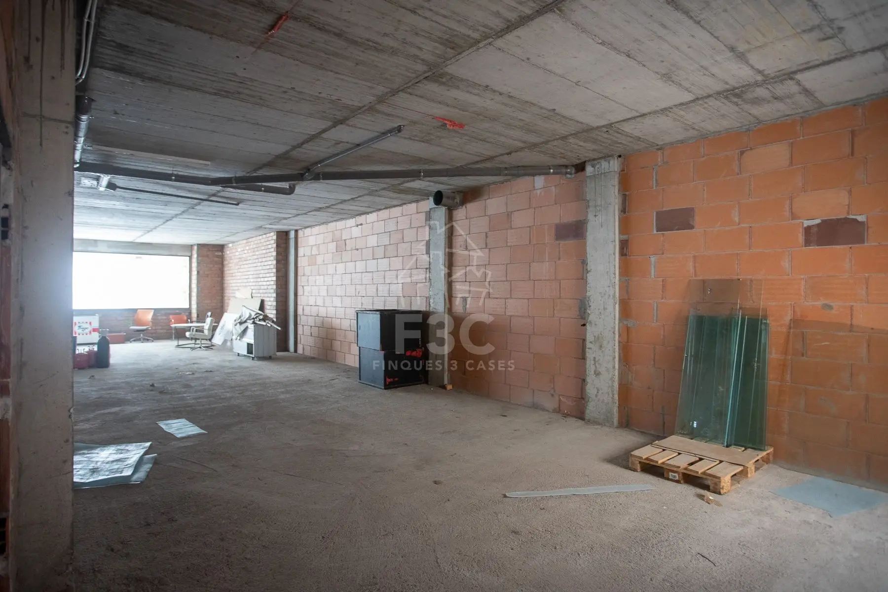 Local comercial per comprar situat en planta baixa — foto 1 de 13