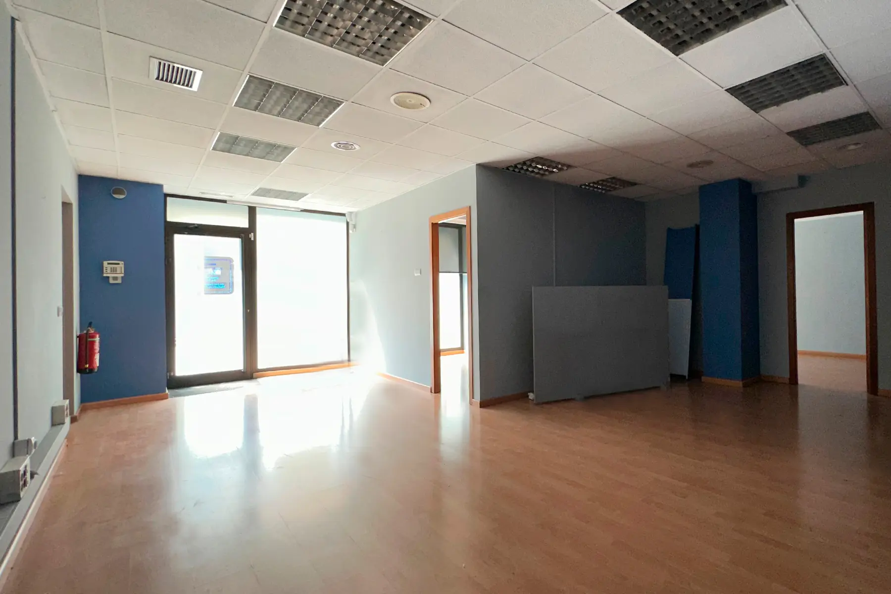 Actualment llogat! Local comercial en venda amb un — foto 1 de 9