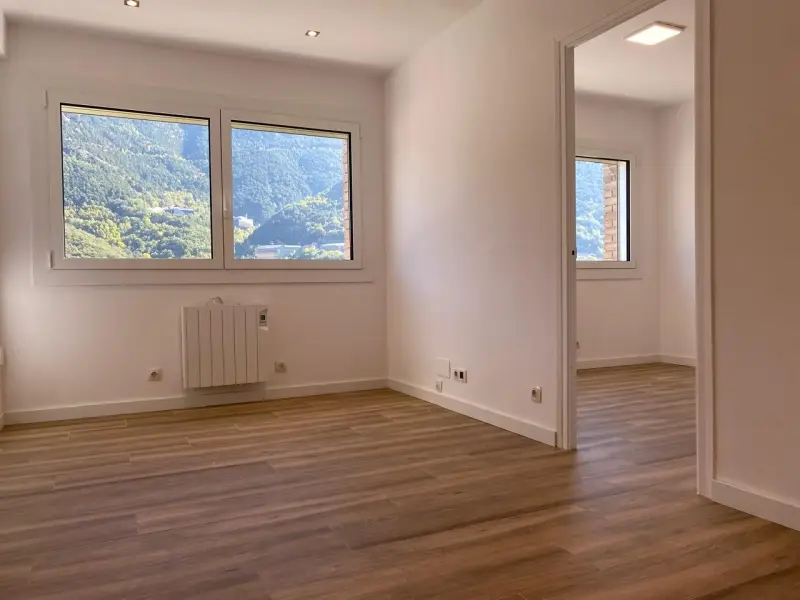 Apartament Renovat en Venda - Oportunitat Única — foto 1 de 19