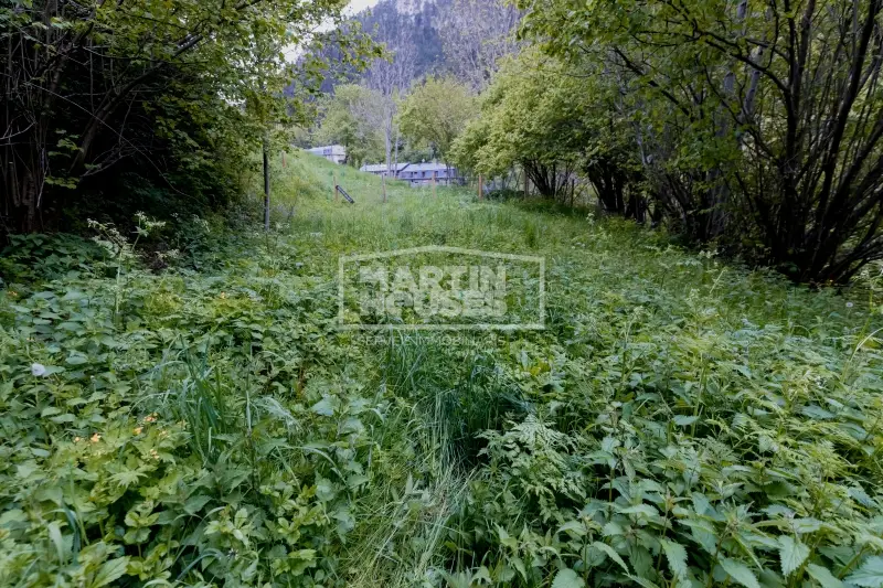 Terreny urbanitzable de 2.150 m² amb potencial per a 4 habitatges... — foto 1 de 14