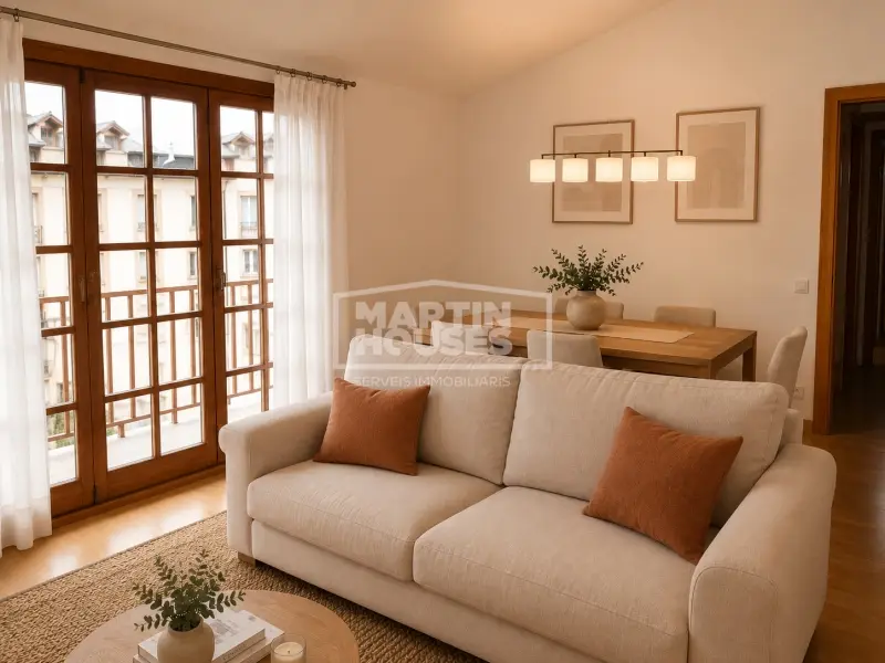 PIS EN VENDA A CANILLO · 3 HABITACIONS, 2 BANYS, TERRASSA, APARCA... — foto 1 de 13