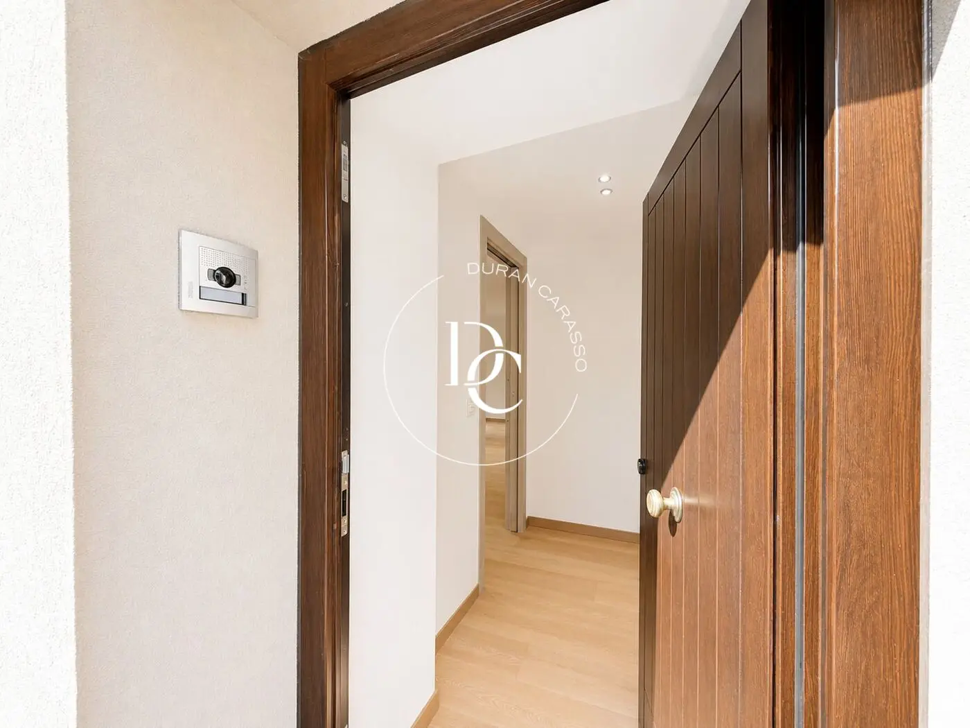 Chalet de alquiler en La Massana, 3 habitaciones, 196 metros — foto 1 de 31