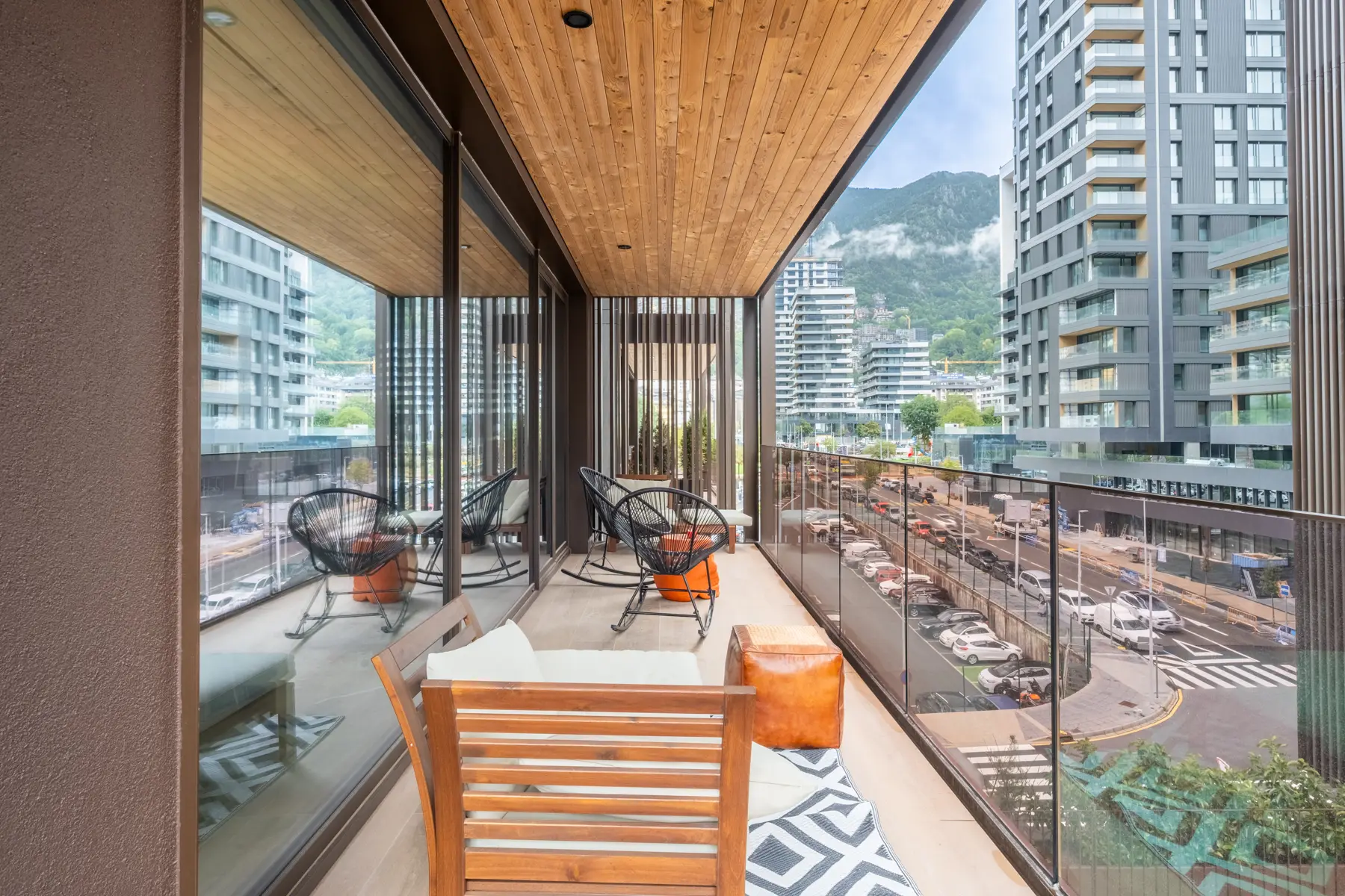 Piso de alquiler en Escaldes Engordany, 3 habitaciones, 123 metros — foto 1 de 25