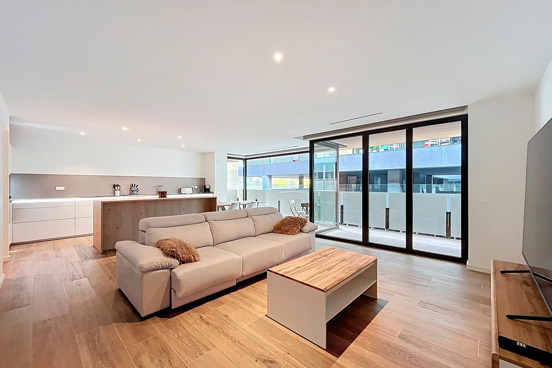Piso en venta en Escaldes Engordany, 3 habitaciones, 142 metros — foto 1 de 38