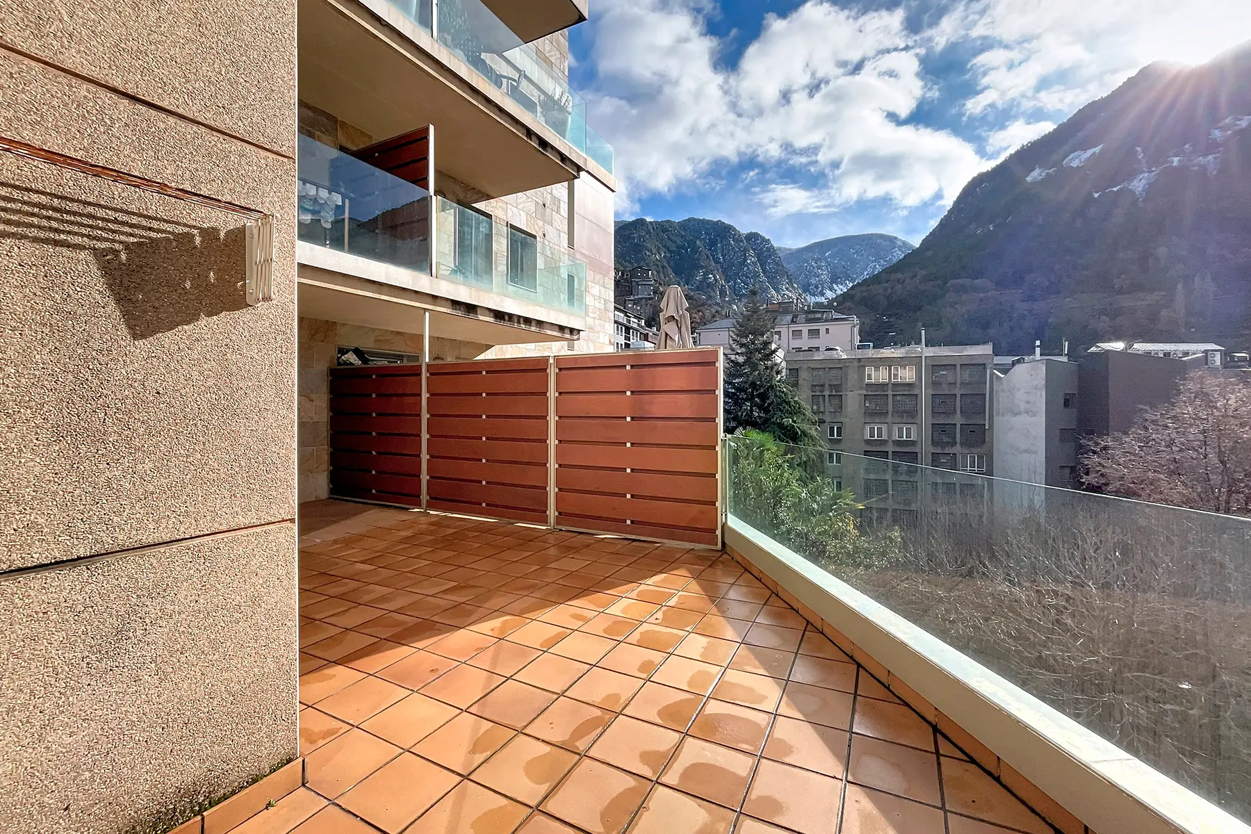 Piso en venta en Escaldes Engordany, 3 habitaciones, 105 metros — foto 1 de 32