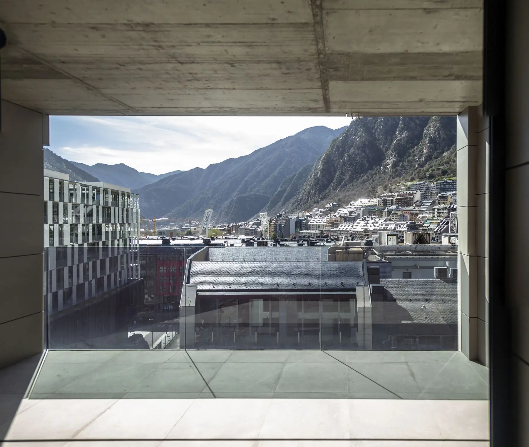 Ático en venta en Andorra la Vella, 3 habitaciones, 238 metros — foto 1 de 44