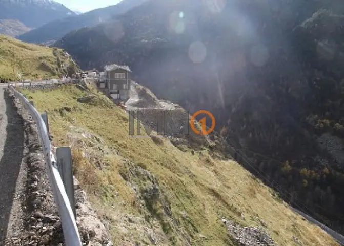 Terreno edificable en Aldosa de Canillo — foto 1 de 5
