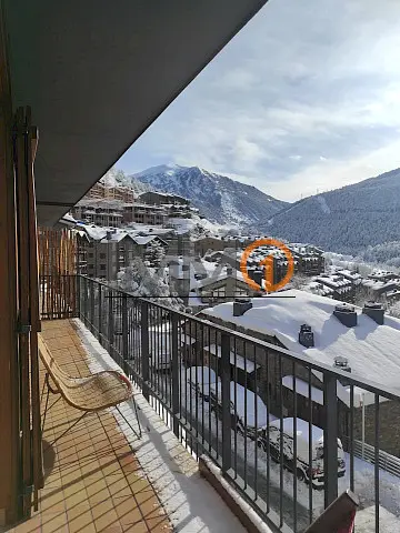 Piso en venta de 2 habitaciones con aparcamiento y trastero en el Tarter — foto 1 de 14