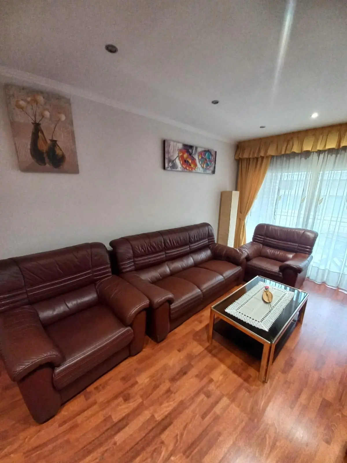 Piso de alquiler en Andorra la Vella, 3 habitaciones, 90 metros — foto 1 de 17