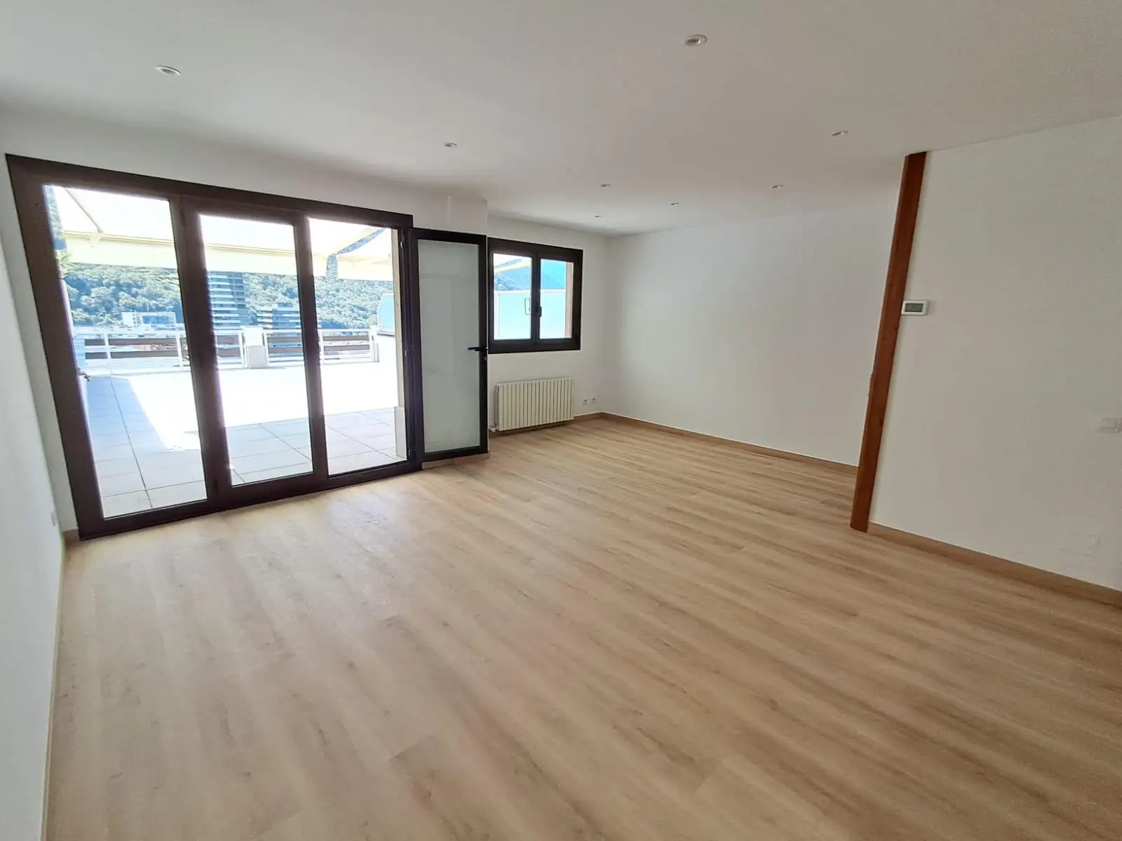 Piso en venta en Escaldes Engordany, 3 habitaciones, 110 metros — foto 1 de 28