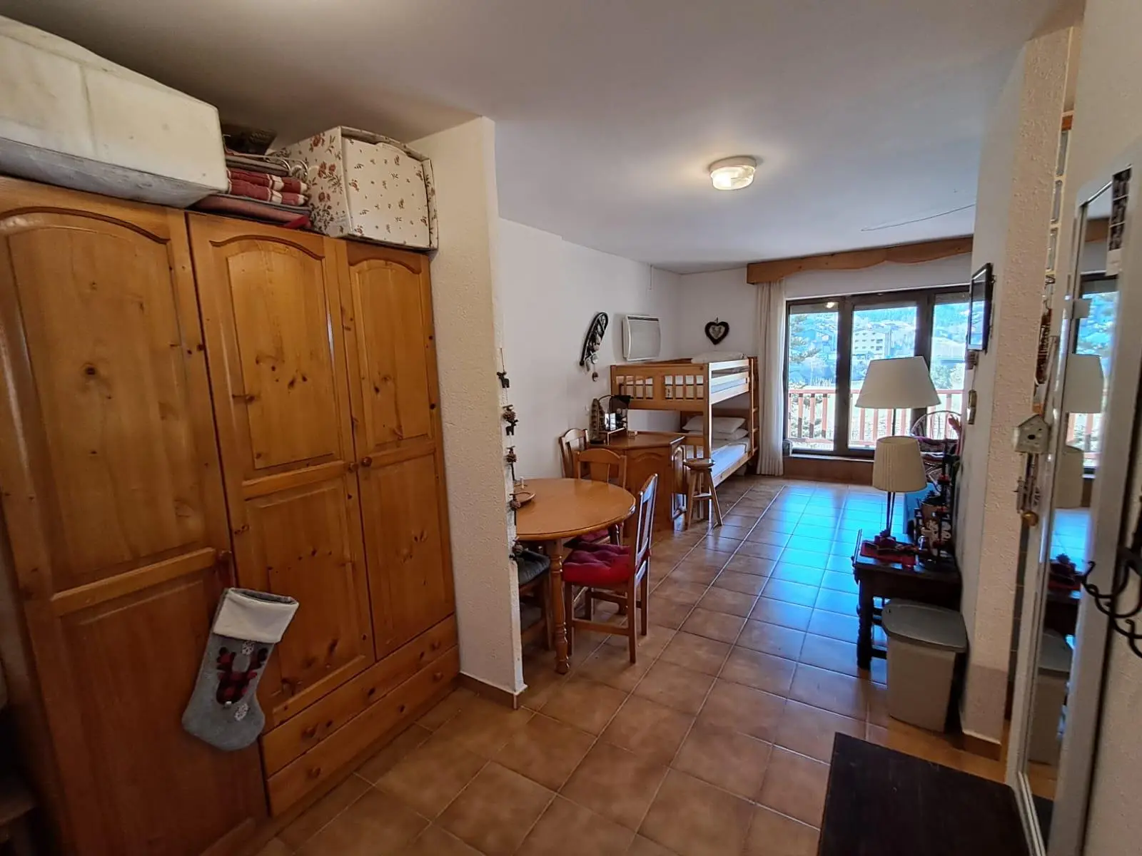 Piso de alquiler en Incles, 45 metros — foto 1 de 15