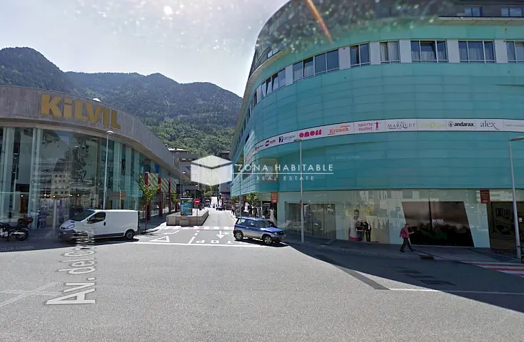 Plaza de aparcamiento en alquiler en el centro de Escaldes — foto 1 de 1