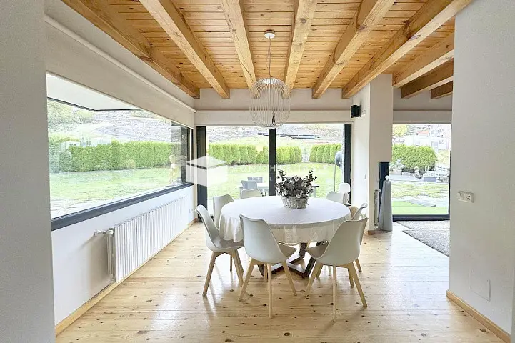 Casa de Lujo en Ordino: Confort, Elegancia y Vistas Espectaculares — foto 1 de 14