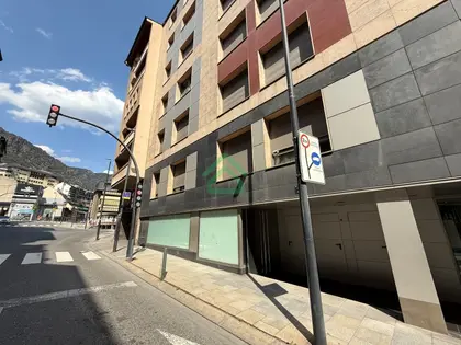 Local comercial en venta en Andorra la Vella, 174 metros