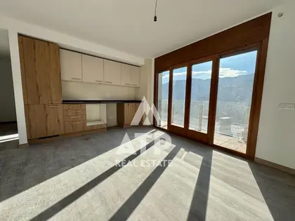 Ático en venta en Canillo, 2 habitaciones, 149 metros
