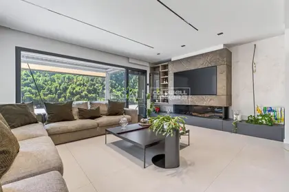 ESPECTACULAR CHALET EN VENTA EN ZONA RESIDENCIAL. CON SOL, VISTAS Y TODAS LAS COMODIDADES
