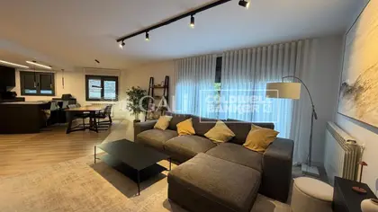 Bonito piso en centro escaldes, con vistas a la montaña y reformado. Incluye aparcamiento y trastero
