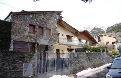 Chalet en venta en Pal, 5 habitaciones, 322 metros