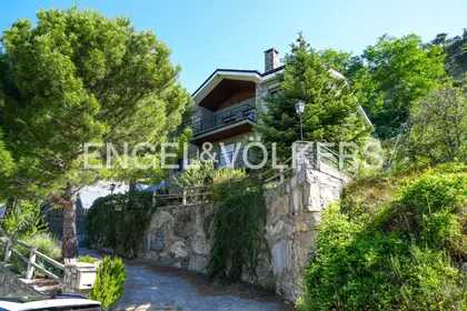 Chalet en venta en Certers, 5 habitaciones, 393 metros